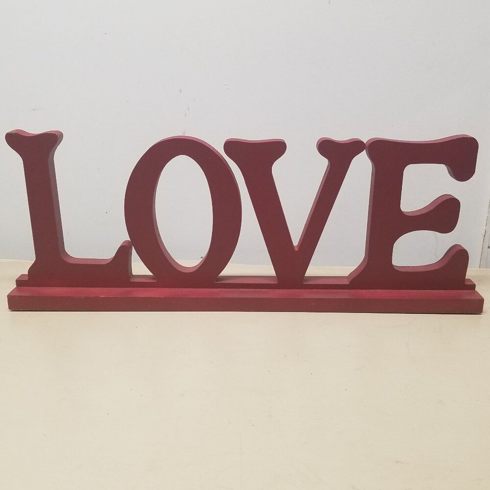 Red Wooden "LOVE" Freestanding Table Top Décor Sign